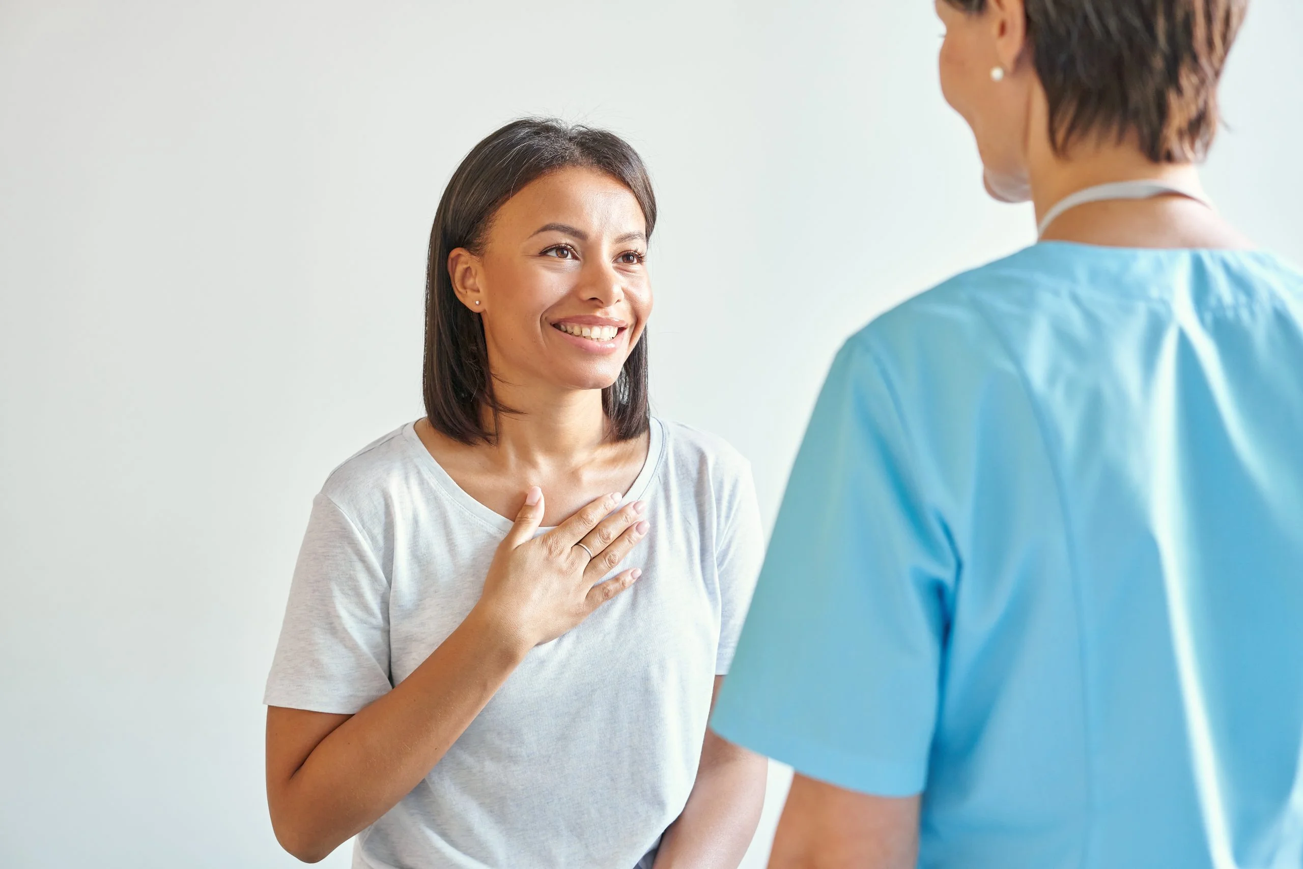 1-happy-grateful-afro-american-young-woman-patient-t-DY75RX4-scaled-1
